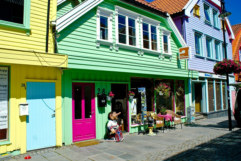Die bunt gestrichenen Holzhäuser der Øvre Holmegate in Stavanger