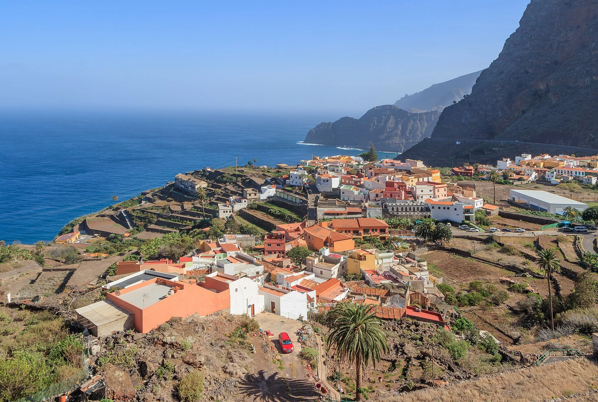 Das Dorf Agulo auf La Gomera, von oben gesehen