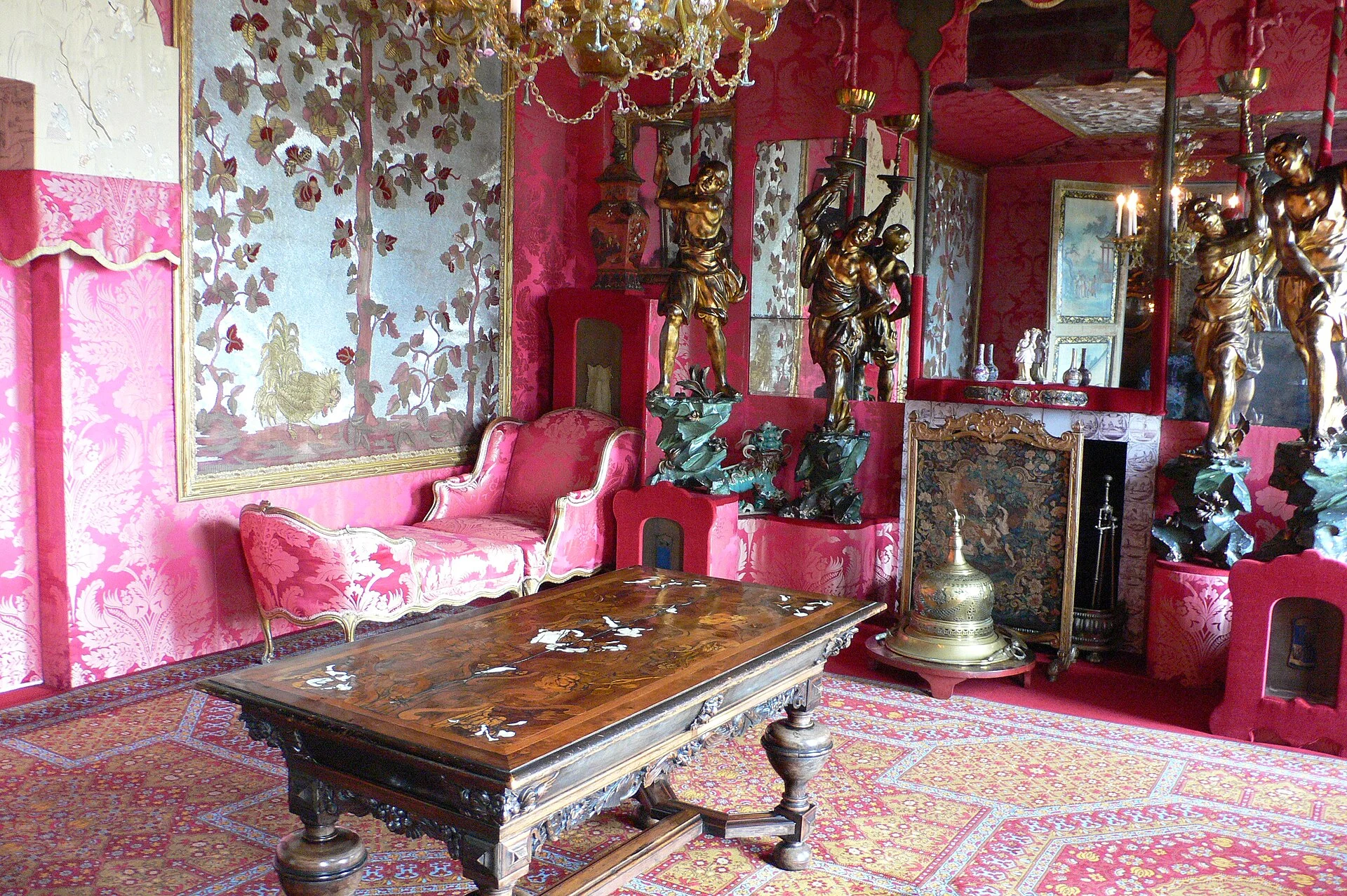 Ein Salon in Victor Hugos Hauteville House auf Guernsey