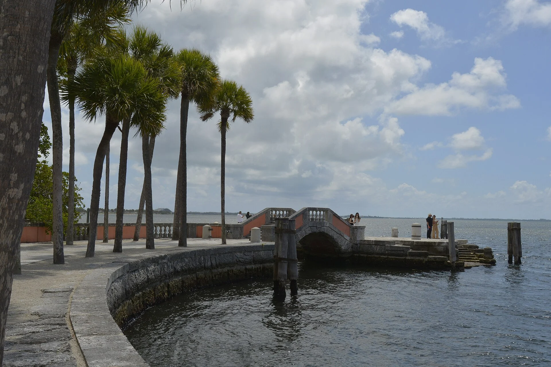 Die Terrasse von Vizcaya an der Biscayne Bay in Miami