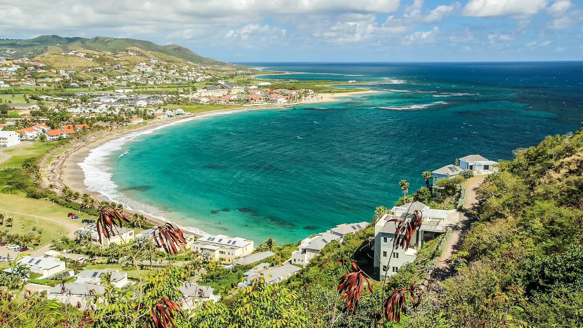 Blick vom Timothy Hill auf die Frigate Bay auf St. Kitts