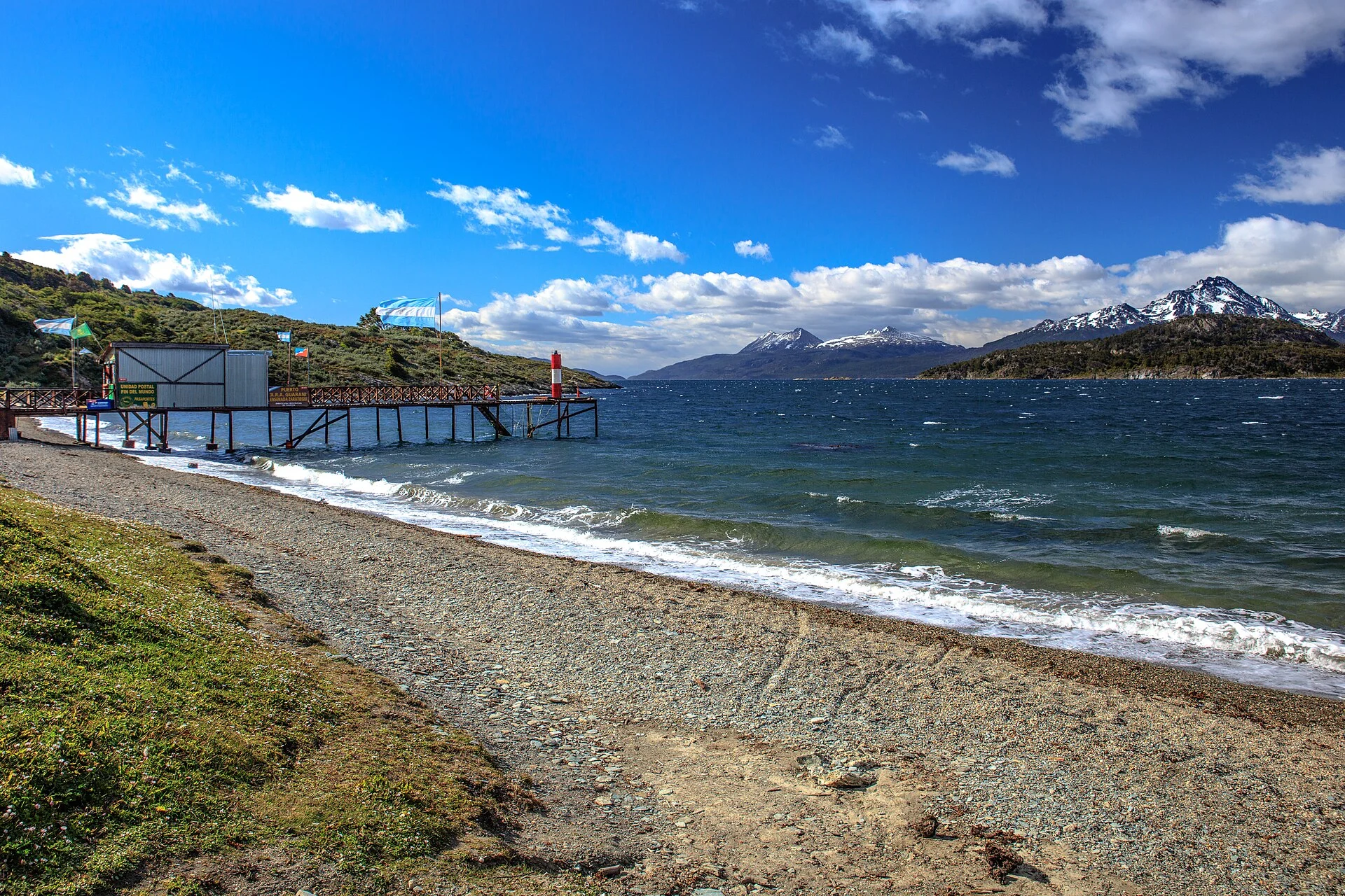 Die Küste im Nationalpark Feuerland bei Ushuaia