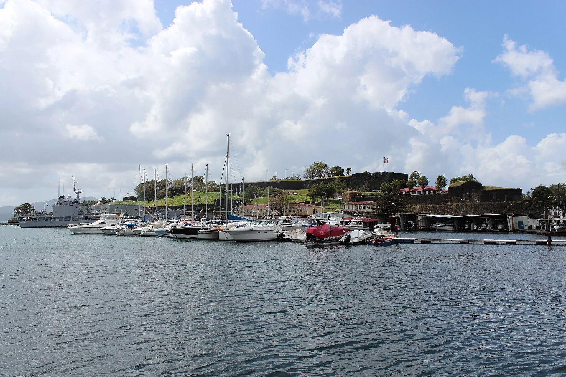 Das Fort Saint-Louis in Fort-de-France, noch heute Marinestützpunkt