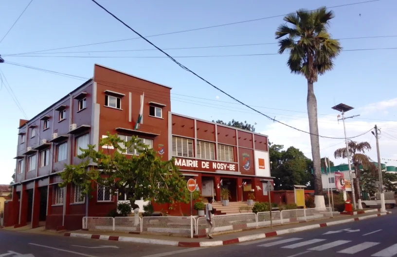 Das Rathaus von Hell-Ville auf Nosy Be