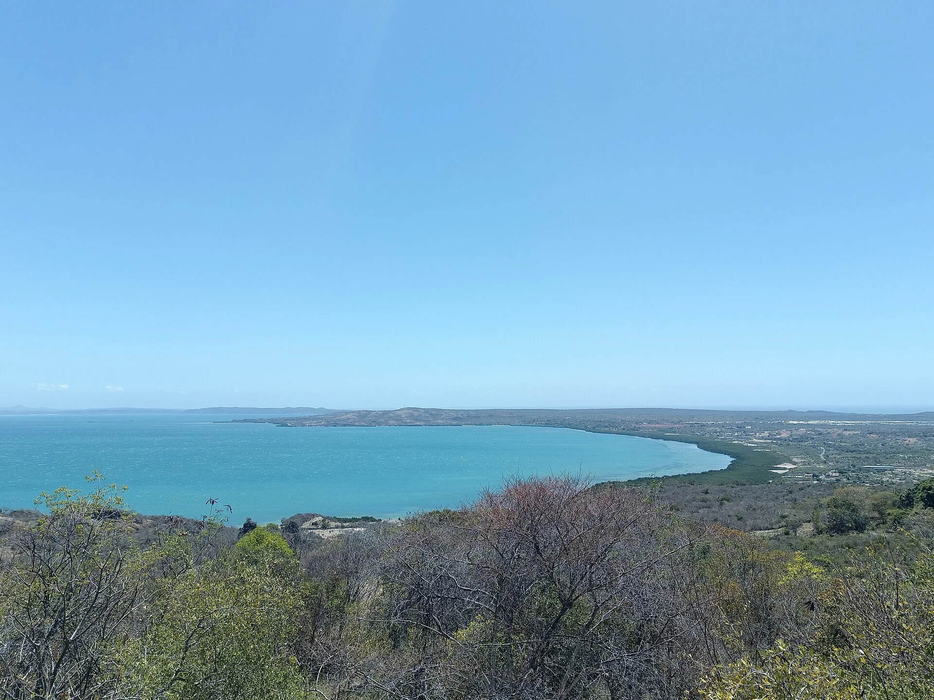 Blick über die weite Bucht von Diego Suarez